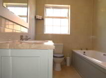 Photo 10 of 14 Vale Close, Charleville