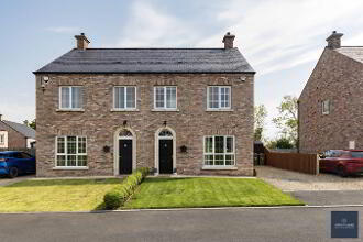 Photo 1 of 17 Lisnisky Crescent, Portadown