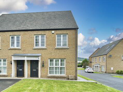 Photo 1 of 10 Eaton Court, Dunmurry, Belfast