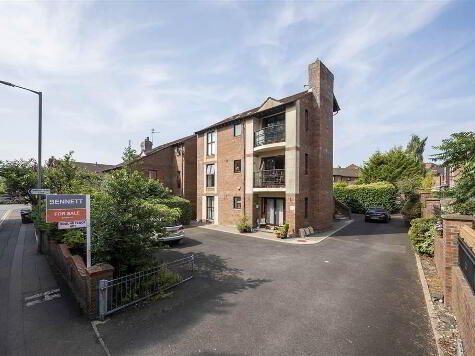 Photo 1 of 61 Lockview Road, Belfast