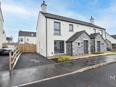 Photo 1 of 18 Oakwood Avenue, Antrim