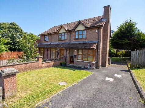 Photo 1 of 17 Lagmore Grove, Dunmurry, Belfast