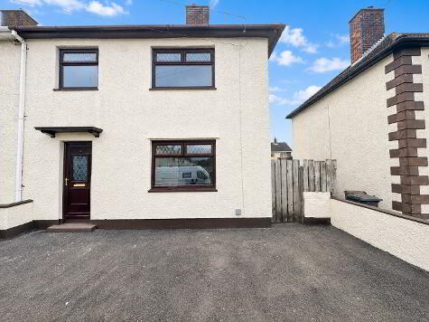 Photo 1 of 25 Kirkland Square, Carrickfergus