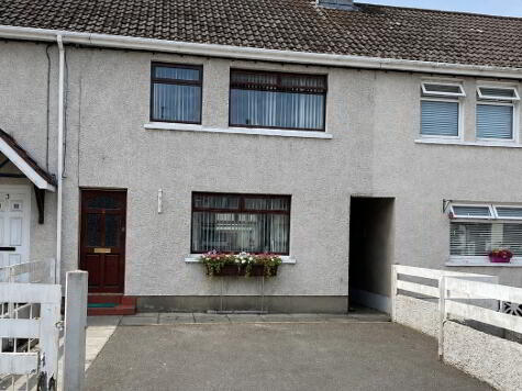 Photo 1 of 4 Hillview Gardens, Lambeg, Lisburn
