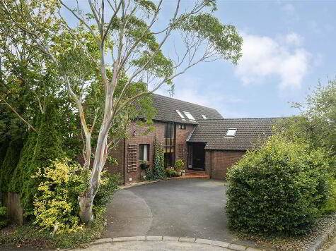Photo 1 of 8 Castle View, Dundrum, Newcastle