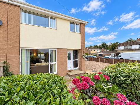 Photo 1 of 28 Gannet Way, Carrickfergus