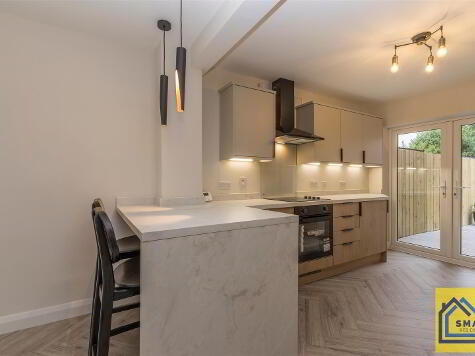 25 Edenvale Cr-012.jpg