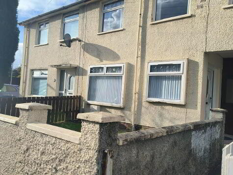 Photo 1 of 18 Innis Avenue, Rathcoole, Newtownabbey