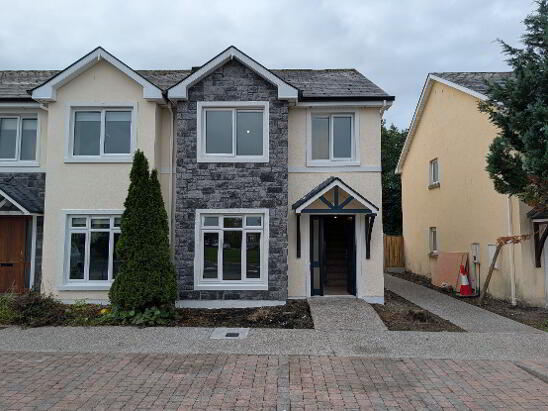 Photo 1 of 43 Springvale, Tubbercurry