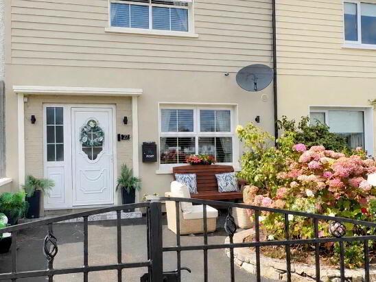 Photo 1 of 27 St Finnians Avenue, Ardfinnan