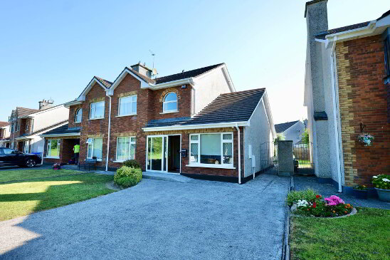 Photo 1 of 16 Meadow Vale, Charleville