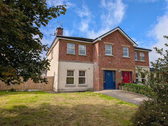Photo 1 of 26 Castleforde, Ballyconnell