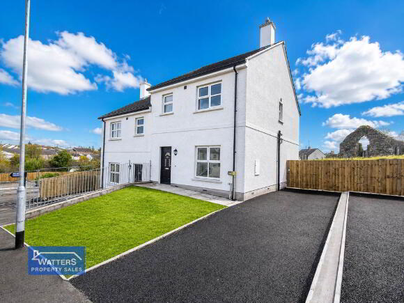 Photo 1 of 10 Castletown Brae, Fintona