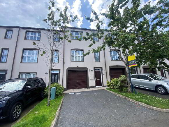 Photo 1 of 9 Village Court, Moira