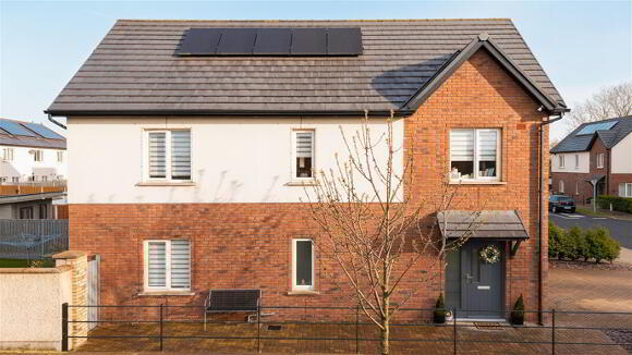 Photo 1 of 29 Blackmillers Hill, Kildare Town