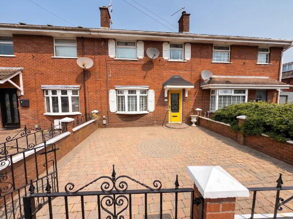 Photo 1 of 11 Iris Close, Belfast