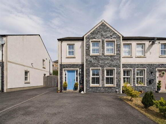 Photo 1 of 11 Heslips Court, Armagh, Newry