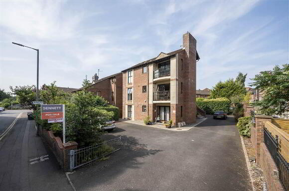 Photo 1 of 61 Lockview Road, Belfast