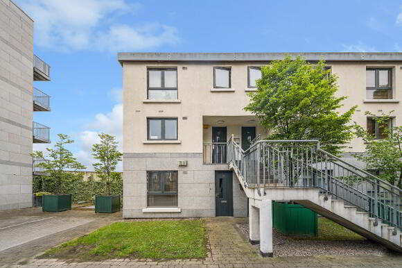 Photo 1 of 63 Fairview Close, Richmond Avenue, Fairview, Fairview