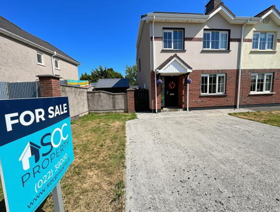 Photo 1 of 24 Deerpark Avenue, Castlepark, Mallow