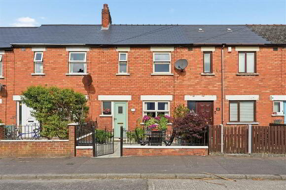 Photo 1 of 13 Ava Drive, Sunnyside Street, Belfast