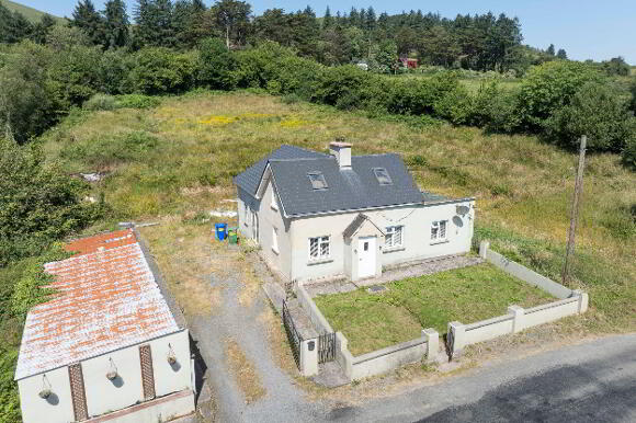 Photo 1 of Garravane, Rearcross, Newport