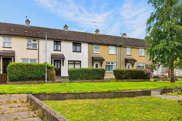 Photo 1 of 92 Tobergill Gardens, Antrim
