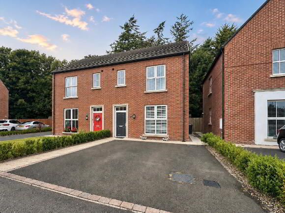 Photo 1 of 52 Eaton Park, Dunmurry, Belfast