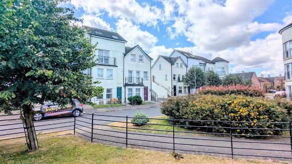 Photo 1 of 181 Linen Crescent, Bangor