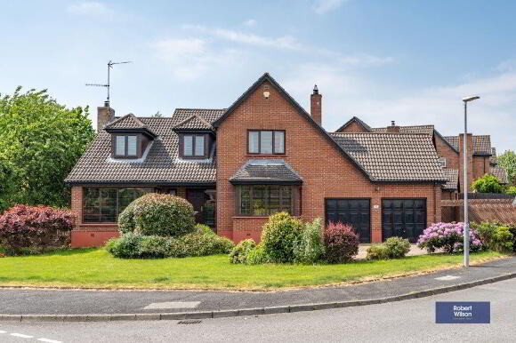 Photo 1 of 10 Waringfield Avenue, Moira