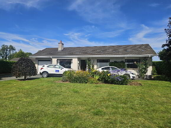 Photo 1 of 37 Taylorstown Hill, Antrim