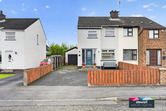 Photo 1 of 24 Cambrai Park, Waringstown