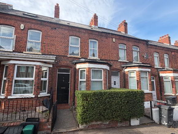 Photo 1 of 10 Sandhurst Drive, Belfast