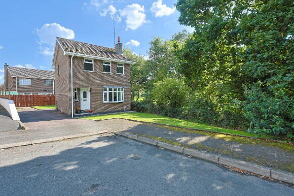 Photo 1 of 61 Kensington Park, Portadown, Craigavon