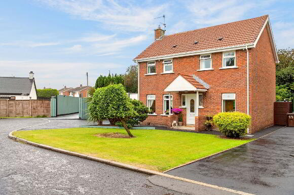 Photo 1 of 10 Berkley Court, Crumlin