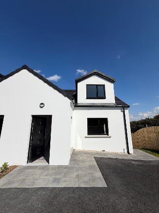Photo 1 of 14 Seaview Drive, Portstewart