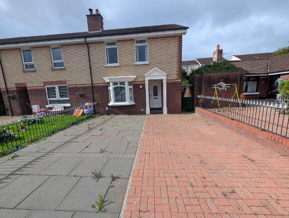 Photo 1 of 13 Rinnalea Grove, Belfast