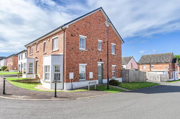 Photo 1 of 39 Harlow Green, Moira