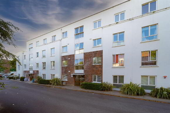 Photo 1 of 31 Foxford Court, Lucan, Dublin