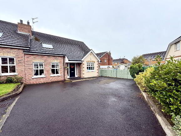 Photo 1 of 21 Sevenoaks Crescent, Waterside, Derry
