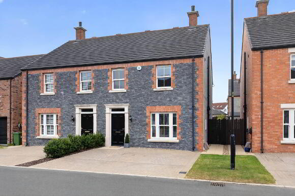 Photo 1 of 5 Ballantine Square, Lisburn