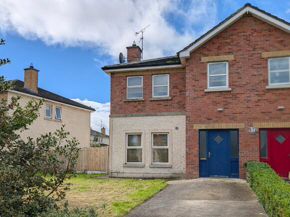 Photo 1 of 26 Castleforde, Ballyconnell