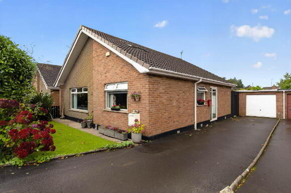 Photo 1 of 15 Thornleigh Close, Lisburn