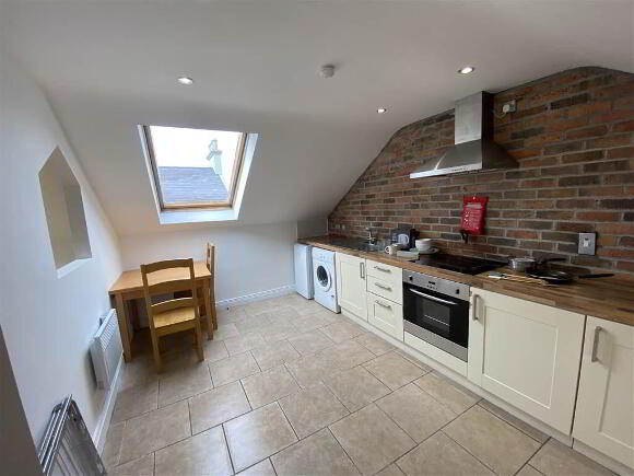 Photo 1 of Apt 5, 39 North Street, Lurgan