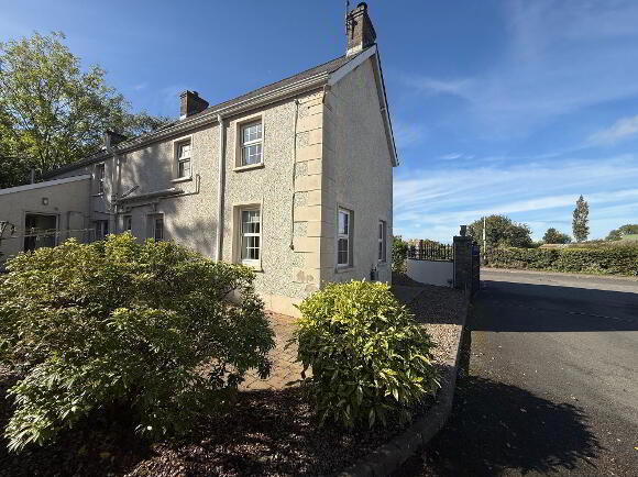 Photo 1 of 5b Station Road, Moira