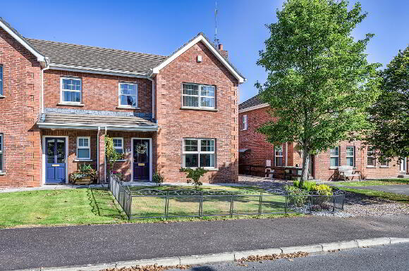 Photo 1 of 41 Windsor Hill, Waringstown