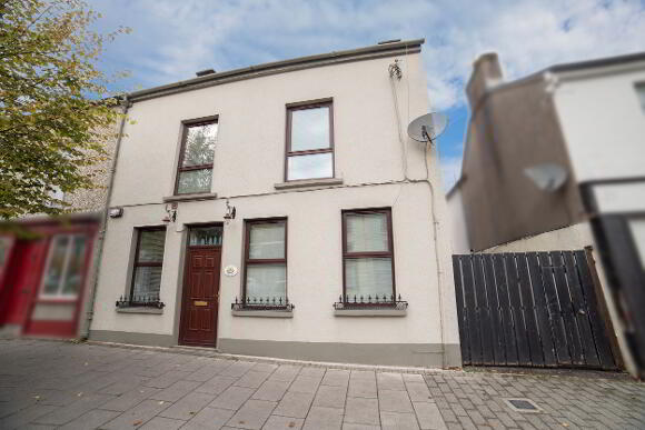 Photo 1 of Tara House, Main Street, Doneraile