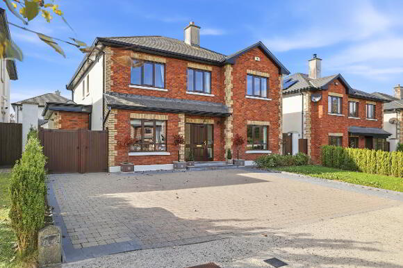 Photo 1 of 31 Powerstown Way, Clonmel