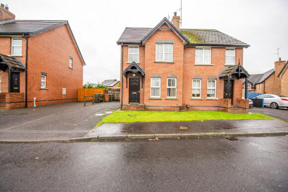 Photo 1 of 121 Carnreagh, Portadown, Craigavon