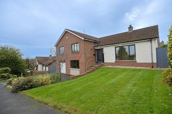 Photo 1 of 13 Richmond Drive, Tandragee, Craigavon